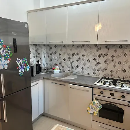 Luca Solid Apartment Mamaia