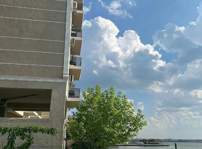 Luca Solid Apartament *